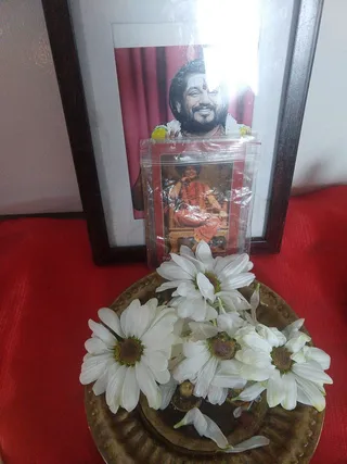 KAILASA-NEW-YORK--USA-2021-03-17-1dxHAl2HlSF5H5QPYsM8hBAOATqsX4yb3.jpg