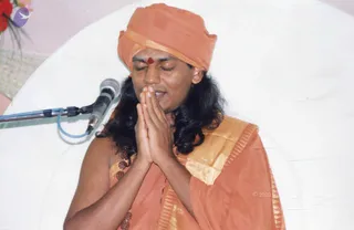 October 28 - 1 November 2004 - Mass Living Enlightenment Initiations in Tiruvannamalai