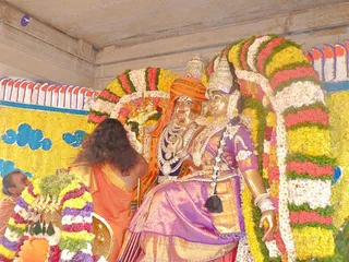 20080101 more-procession-temple 070410.jpg