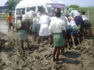 September 2006 - Sindhanur flood relief
