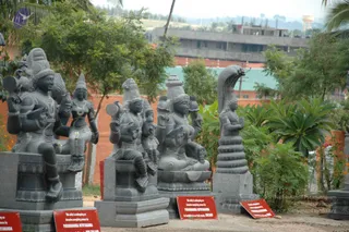 October 04 2010