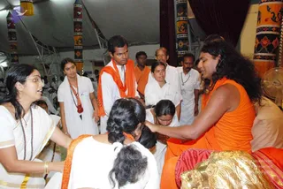20080717 darshan 0122 CMP WM.jpg