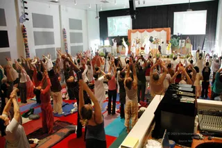2009-YOGAM-TOUR-LOS-ANGELES