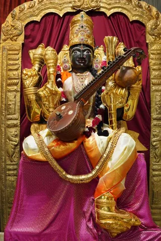 KAILASA-LOS-ANGELES--USA-2020-10-17-1pYU9MV6mfnlmQzmggObMslbFNw7o7G7q.jpg