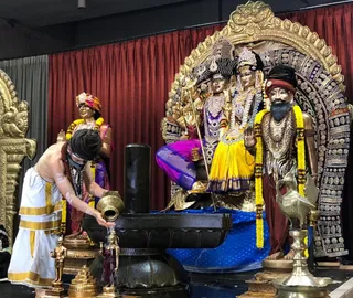 KAILASA-LOS-ANGELES--USA-2020-12-21-1wo8xsi7xVXqJnrocWXb34v-edMjDePy4.jpg