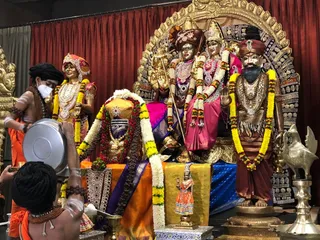 KAILASA-LOS-ANGELES--USA-2020-12-25-15dqwbjVJqG8WJCbxlb5xOaP7XJj5E-W9.jpg