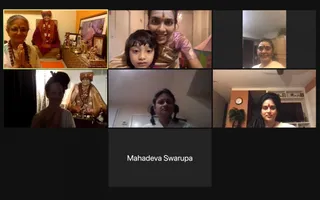 KAILASA-OHIO--USA-2020-11-30-1tXxVz6XVULYsWmj8OCVXIyHteqALGlr2.jpg