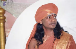 October 28 - 1 November 2004 - Mass Living Enlightenment Initiations in Tiruvannamalai