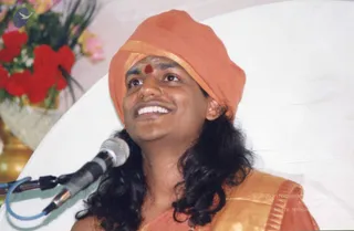 October 28 - 1 November 2004 - Mass Living Enlightenment Initiations in Tiruvannamalai