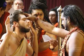 KAILASA-FAMILIA-PORTUGUESA--PORTUGAL-2018-01-13-1LRLu11GapGAuOWs23k9v6VM4As64Hw5D.jpg