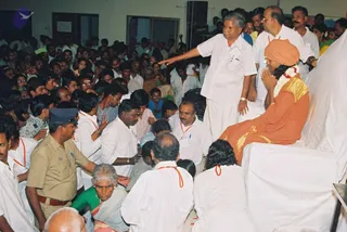 November 09 2003
