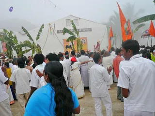 20080101 more-procession-temple 070294.jpg