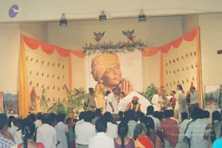 November 09 2003