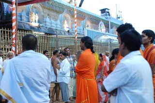September 04 2008