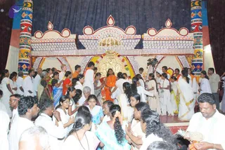20080717 darshan 0004 CMP WM.jpg
