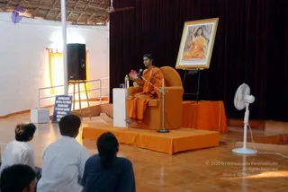 2010-WELCOMING-SWAMIJI-AND-BHAKTHI-SPURANA-CONVENTION
