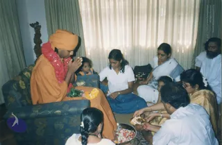 November 20 2002 - Blessing citizens in Coorg Estate