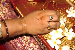 2011 -eNMiracles Collections