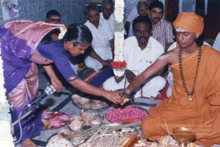 2003 - Homa and puja at a devotee's home in Tiruppur