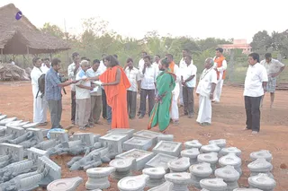 April 2008 - Making Of Kailaasa In Tiruvannamalai