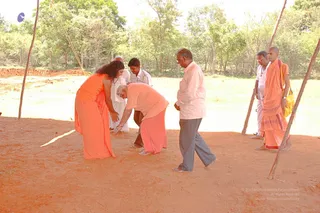 April 2008 - Making Of Kailaasa In Tiruvannamalai