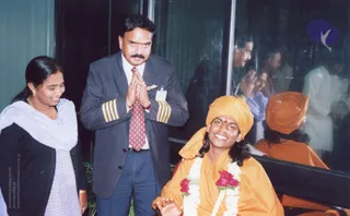 January 2004 - The SPH leaves India on Vijaya Yatra (world tour)
