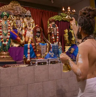 KAILASA-LOS-ANGELES--USA-2019-12-31-1RnmznP3shuvNI9ZL78 exnENXbwE-Iry.jpg