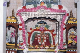 2003 - Homa and puja at a devotee's home in Tiruppur