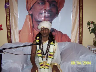 August 04 2004