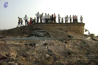 September 2006 - Sindhanur flood relief