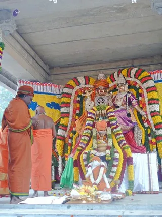 20080101 more-procession-temple 070651.jpg