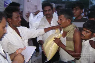September 2006 - Sindhanur flood relief