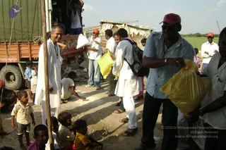 September 2006 - Sindhanur flood relief