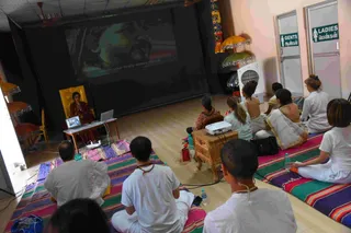 Oneness with the Avatar - Day 2 - Kailasa in Tiruvannamalai