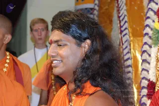 20080717 more darshan 0367 CMP WM.jpg