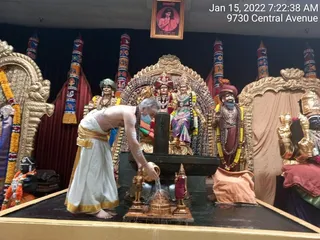 KAILASA-LOS-ANGELES--USA-2022-01-15-1gBPpvL55XEt9o7Odi7kgfdkXcob3zXmR.jpg