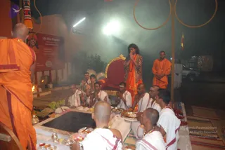 November 05 2010