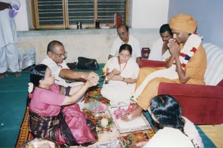 2002 - Pada puja and blessing citizens in Salem