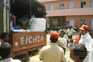 September 2006 - Sindhanur flood relief