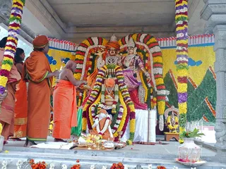 20080101 more-procession-temple 070645.jpg