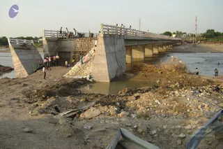 September 2006 - Sindhanur flood relief
