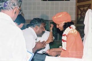 January 04 2004 - Mass Living ENlightenment initiation in Coimbatore