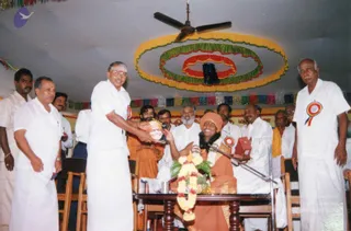 October 03 2004 - Addressing the Sengunthar Community gathering of South India
