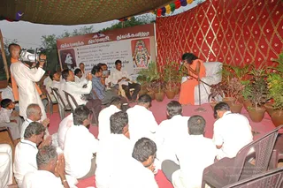 April 2008 - Making Of Kailaasa In Tiruvannamalai