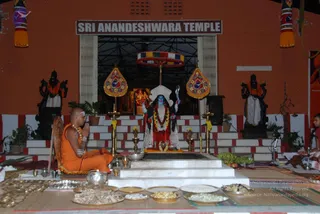 November 05 2010