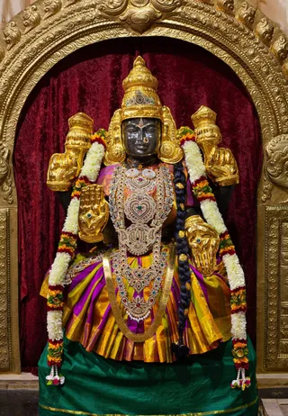 KAILASA-LOS-ANGELES--USA-2019-07-15-19vjYS03EmKJam-L8wVgjR i7ENJnAlVl.jpg