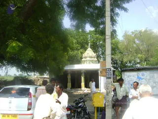 September 2006 - Sindhanur flood relief