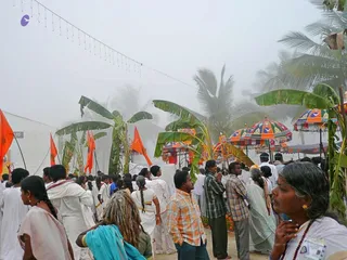 20080101 more-procession-temple 070292.jpg