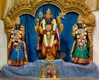 KAILASA-LOS-ANGELES--USA-2019-07-15-1IRgvaBS02i-OpguawxbnThh1v55iUWrm.jpg