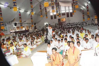 20080717 ashramitesblessings 0518 CMP WM.jpg